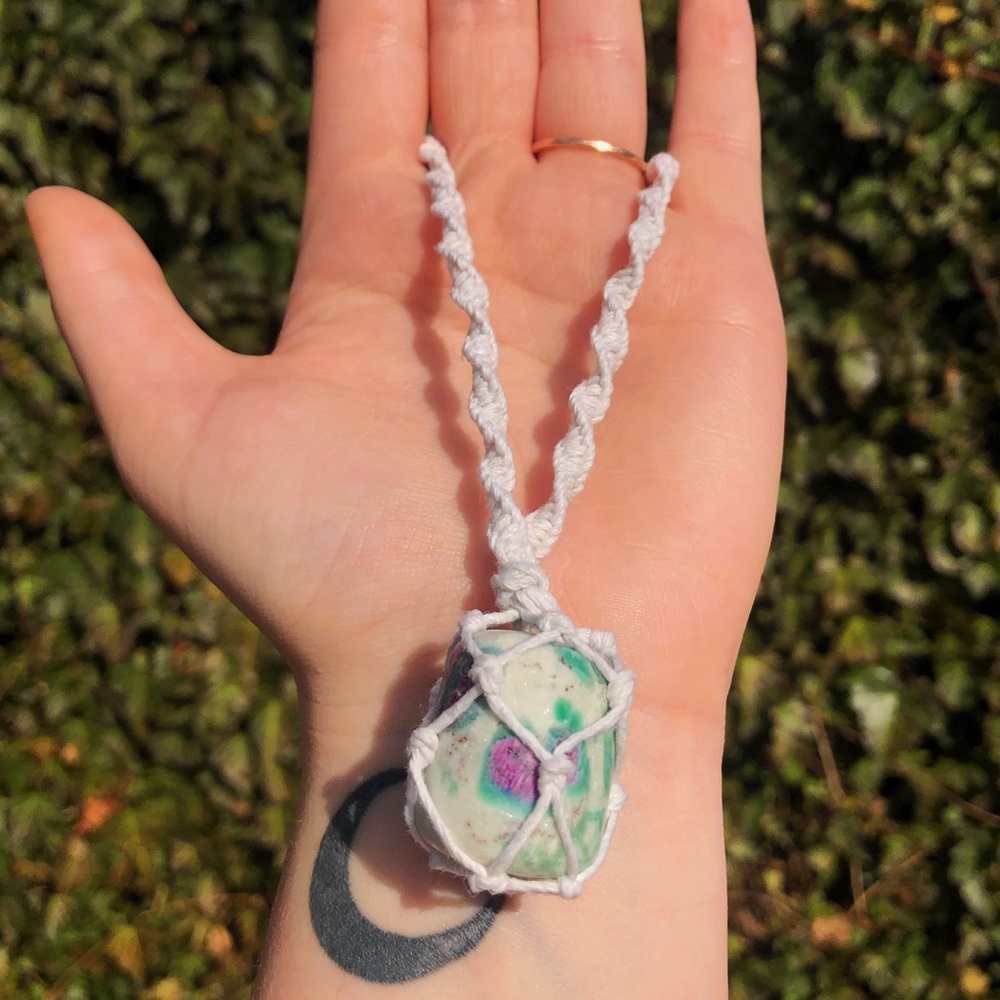 Ruby Fucshite Macrame Necklace